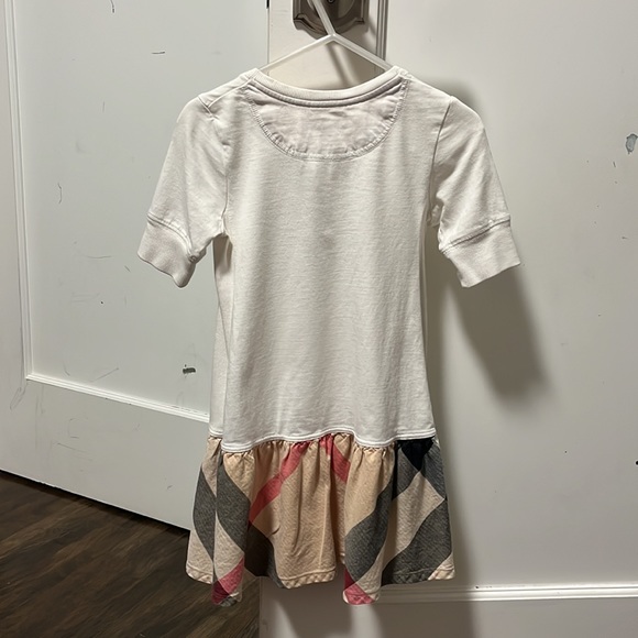 Authentic Burberry dress - Picture 4 of 4